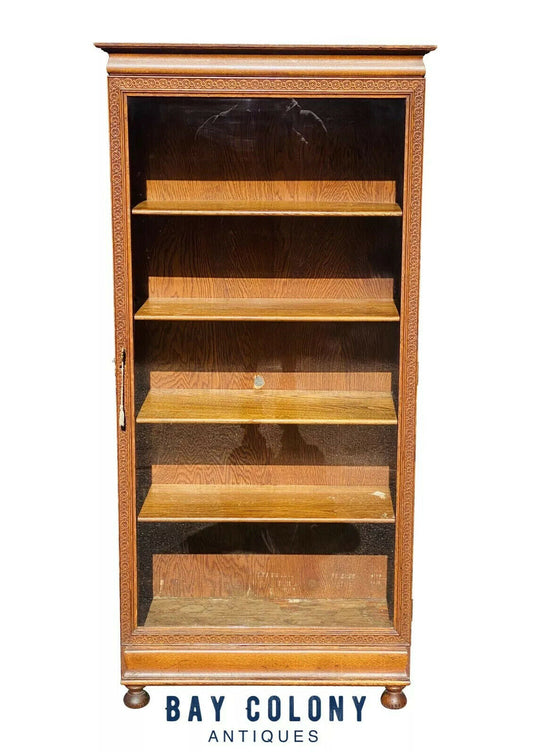 19TH C ANTIQUE VICTORIAN OAK SINGLE DOOR GUILLOCHE CARVED BOOKCASE