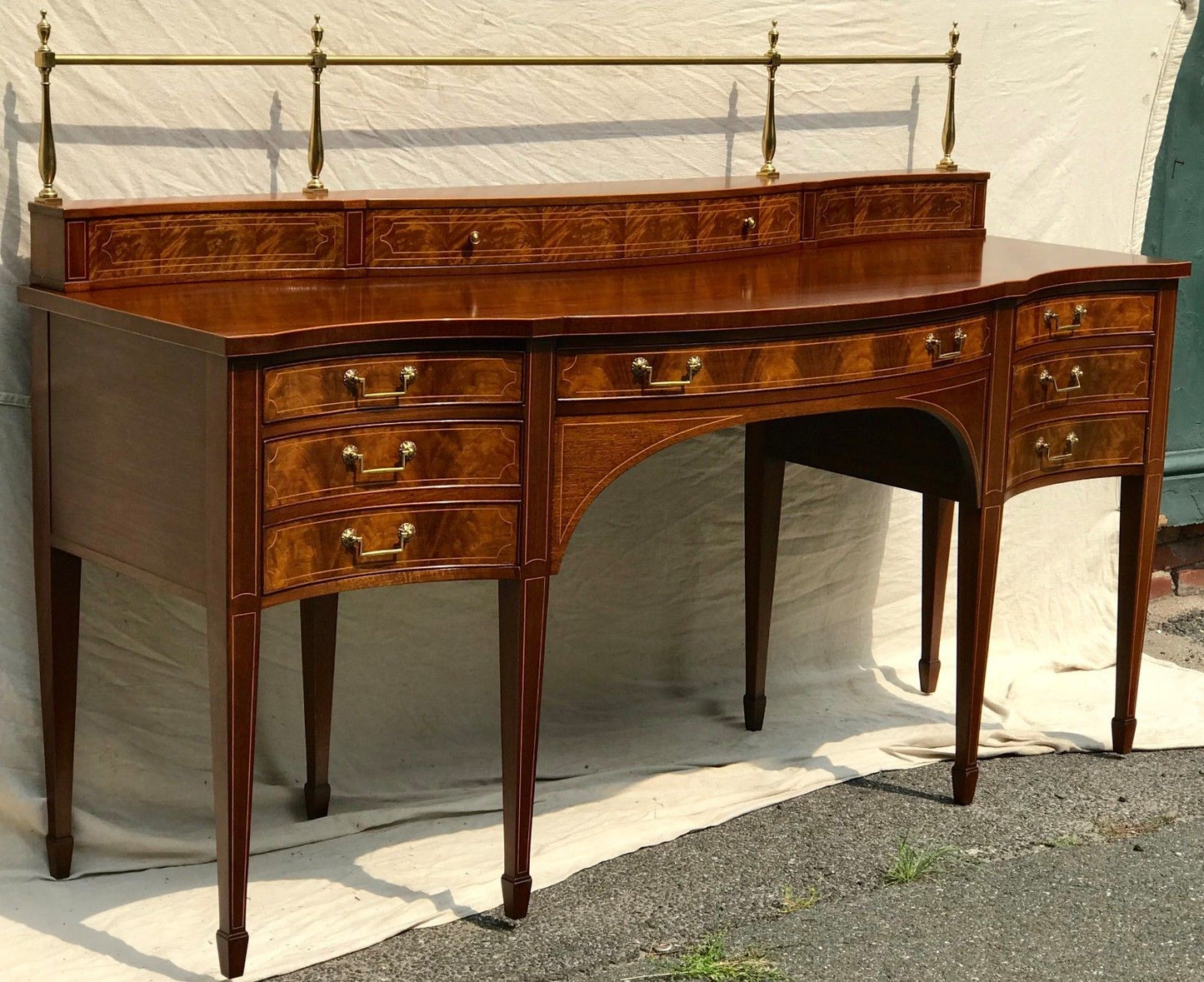 EARLY 20TH C BAKER SIDEBOARD IN MAHOGANY WITH BRASS GALLERY AND BEST DECORATIONS