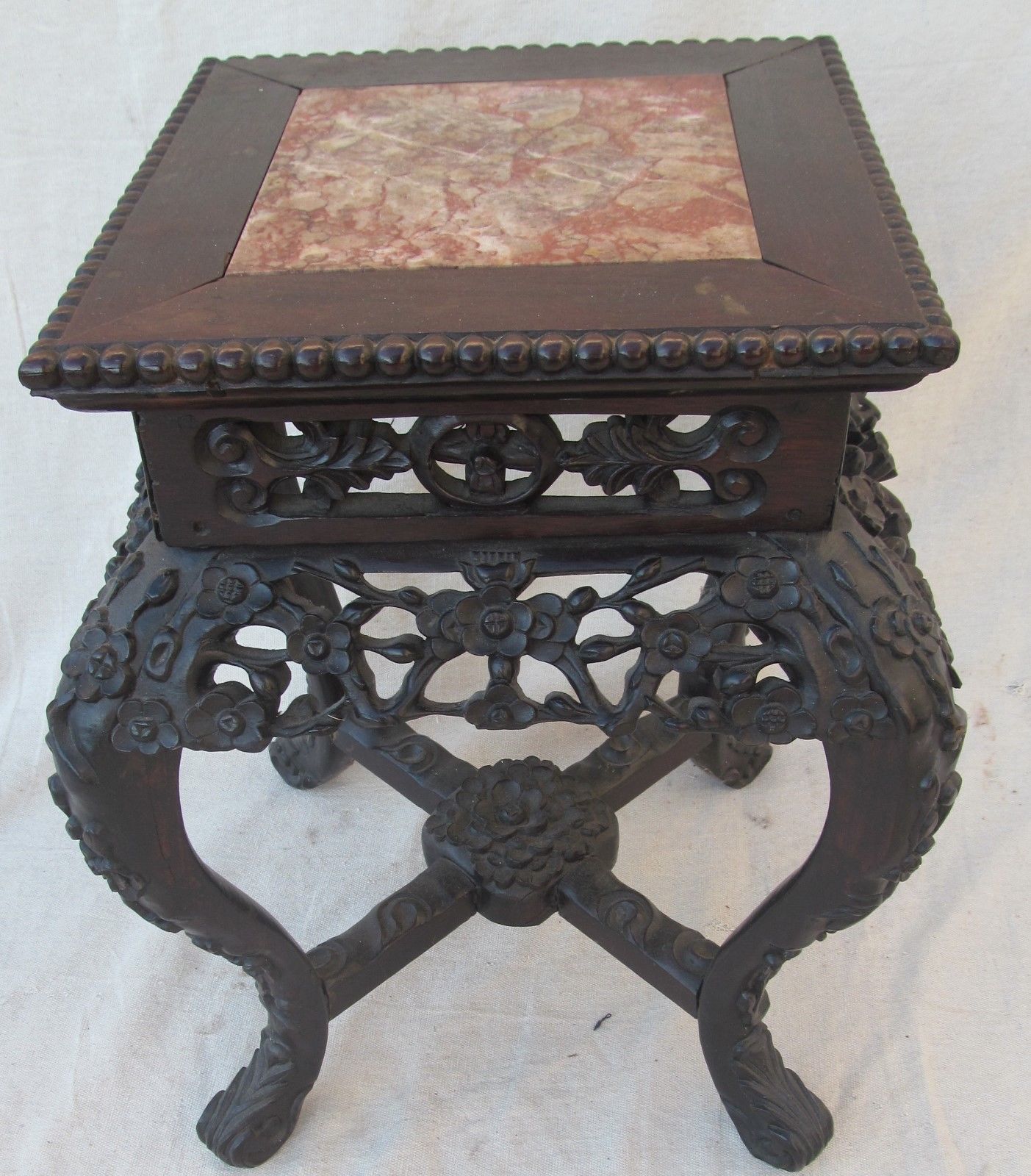 FINE 19TH CENTURY CARVED ROSEWOOD & PINK MARBLE CHINESE TABORET TABLE STAND