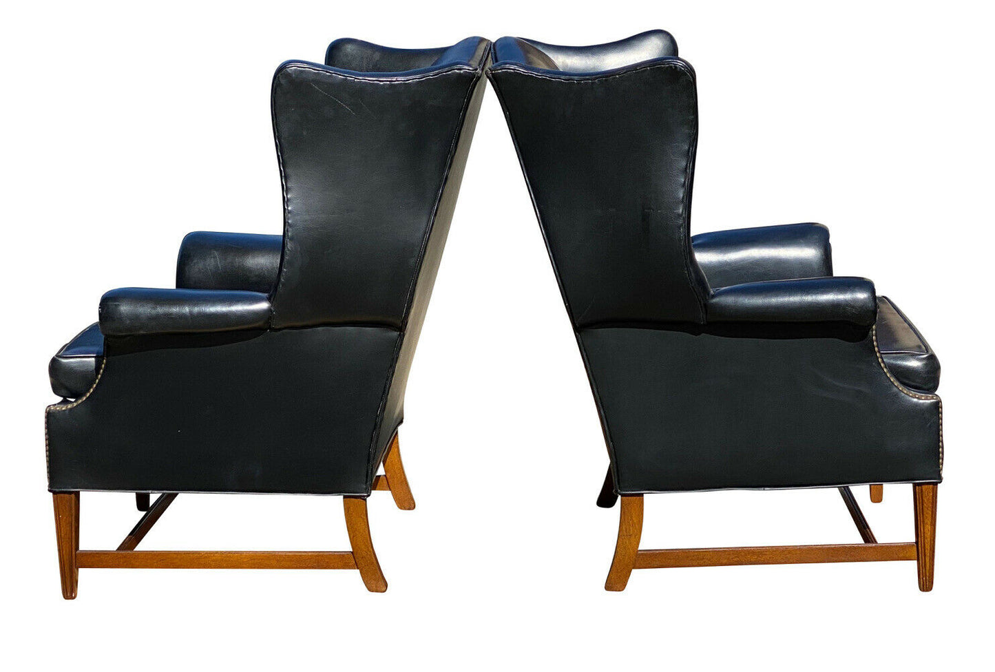 20TH C PAIR OF CHIPPENDALE ANTIQUE STYLE BLACK LEATHER WING BACK ARM CHAIRS