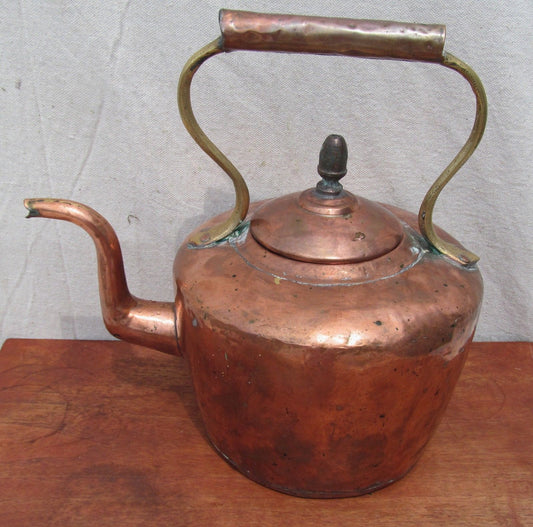 EARLY 19TH CENTURY COPPER TEA KETTLE