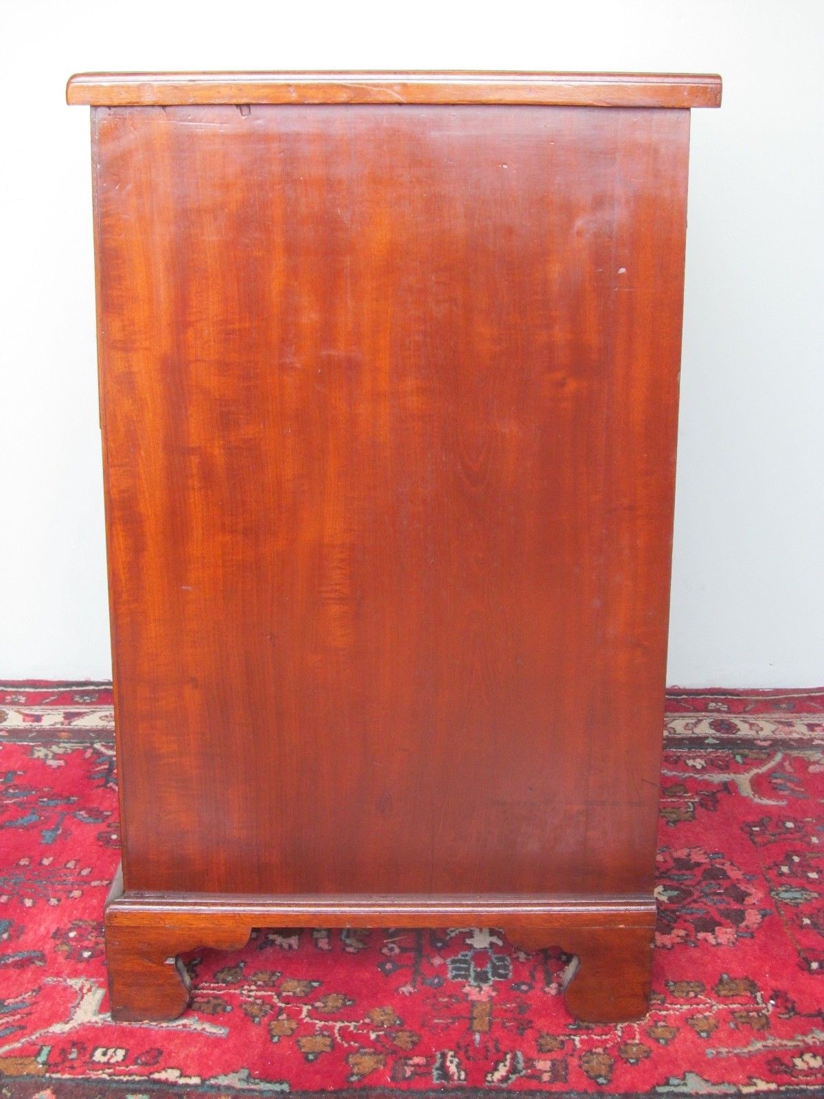 19TH CENTURY CHIPPENDALE MAHOGANY DOUBLE PEDESTAL DESK