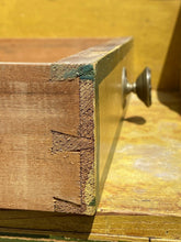 Load image into Gallery viewer, 19TH C ANTIQUE COUNTRY PRIMITIVE FANCY PAINT SHERATON WASH STAND / BASIN