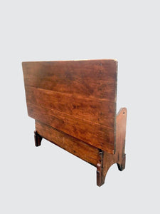 EARLY 19TH CENTURY NEW ENGLAND PRIMITIVE PUMPKIN PINE HUTCH TABLE WITH SEAT BOX