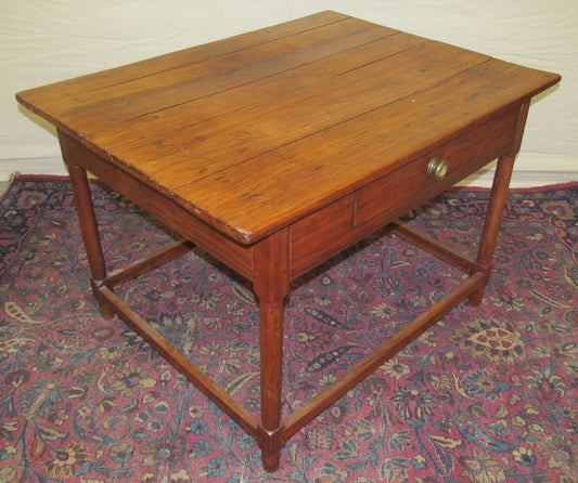 18TH CENTURY WALNUT PA QUEEN ANNE PERIOD TAVERN TABLE WITH H STRETCHER BASE