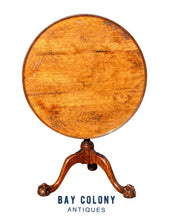 Load image into Gallery viewer, 18th C Antique Philadelphia Chippendale Walnut Dish Top Tea Table - Tilt Top
