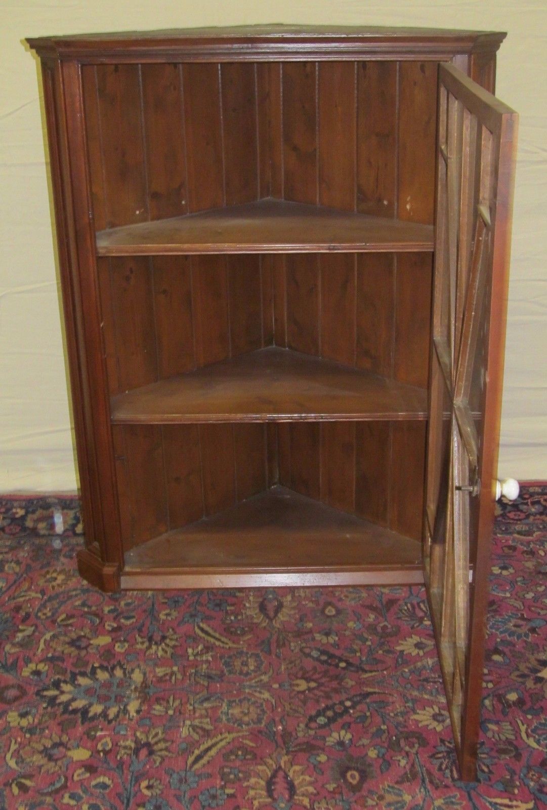 18TH CENTURY QUEEN ANNE PERIOD WALL HUNG CORNER CABINET WITH 12 LIGHT DOORS