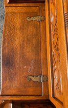 Load image into Gallery viewer, 19TH C ANTIQUE VICTORIAN TIGER OAK MIRRORED HALL TREE / LIFT TOP BENCH