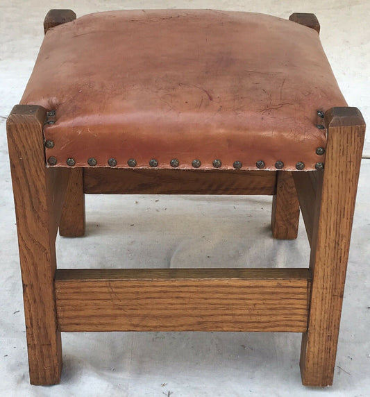 20TH C ARTS & CRAFTS / MISSION OAK STYLE BURNT ORANGE LEATHER TOP FOOTSTOOL