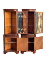 Load image into Gallery viewer, 20TH C PAIR OF FEDERAL ANTIQUE STYLE FLAME MAHOGANY CORNER CABINETS