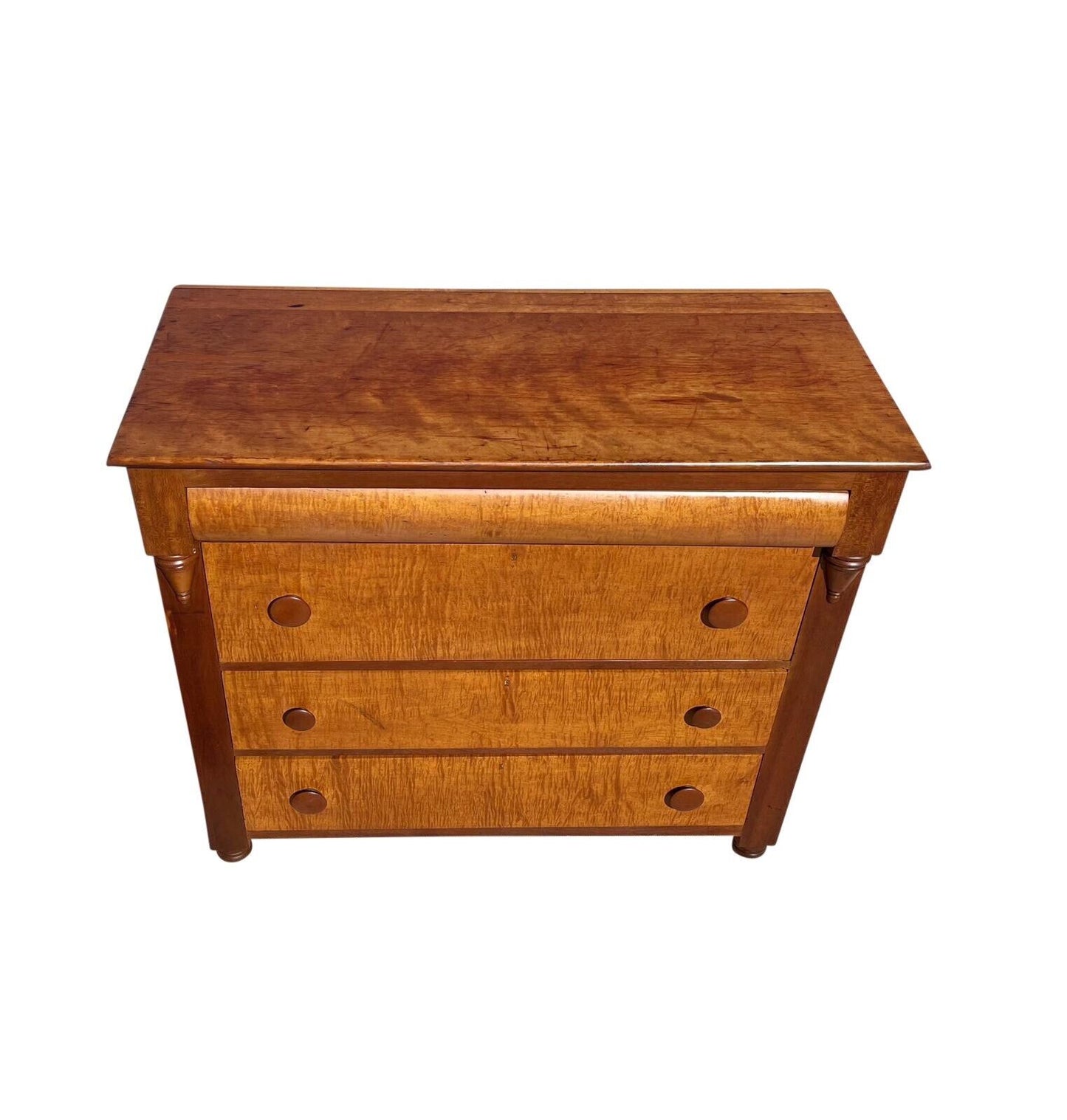 Federal Tiger Maple & Cherry Pennsylvania Bachelor's Chest of Drawers / Dresser