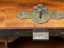 Load image into Gallery viewer, 19TH C ANTIQUE FEDERAL PERIOD CLASSICAL MAHOGANY CYLINDER ROLL DESK