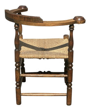 Load image into Gallery viewer, 18TH C ANTIQUE QUEEN ANNE TIGER MAPLE ROUNDABOUT / CORNER CHAIR W/ RUSH SEAT
