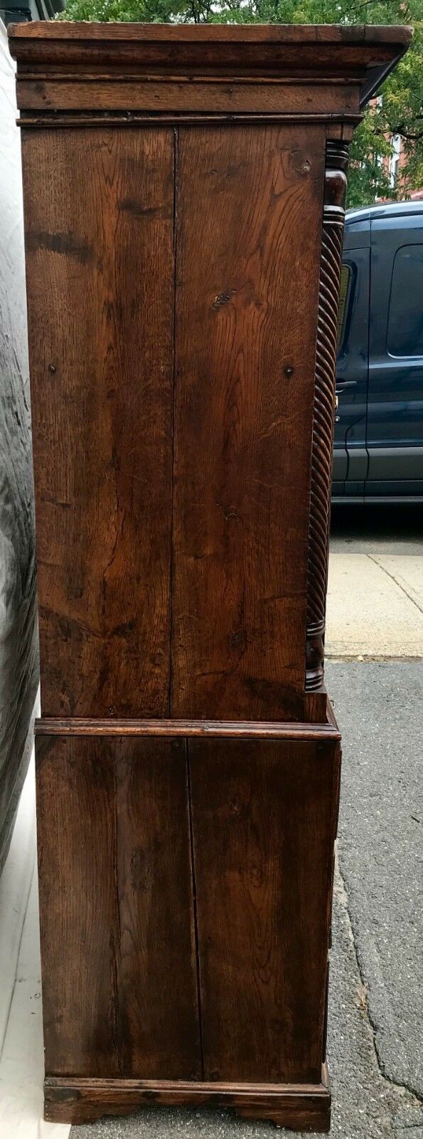 18TH C ENGLISH CHIPPENDALE GEORGE III YEW ANTIQUE LINEN PRESS / CUPBOARD CABINET