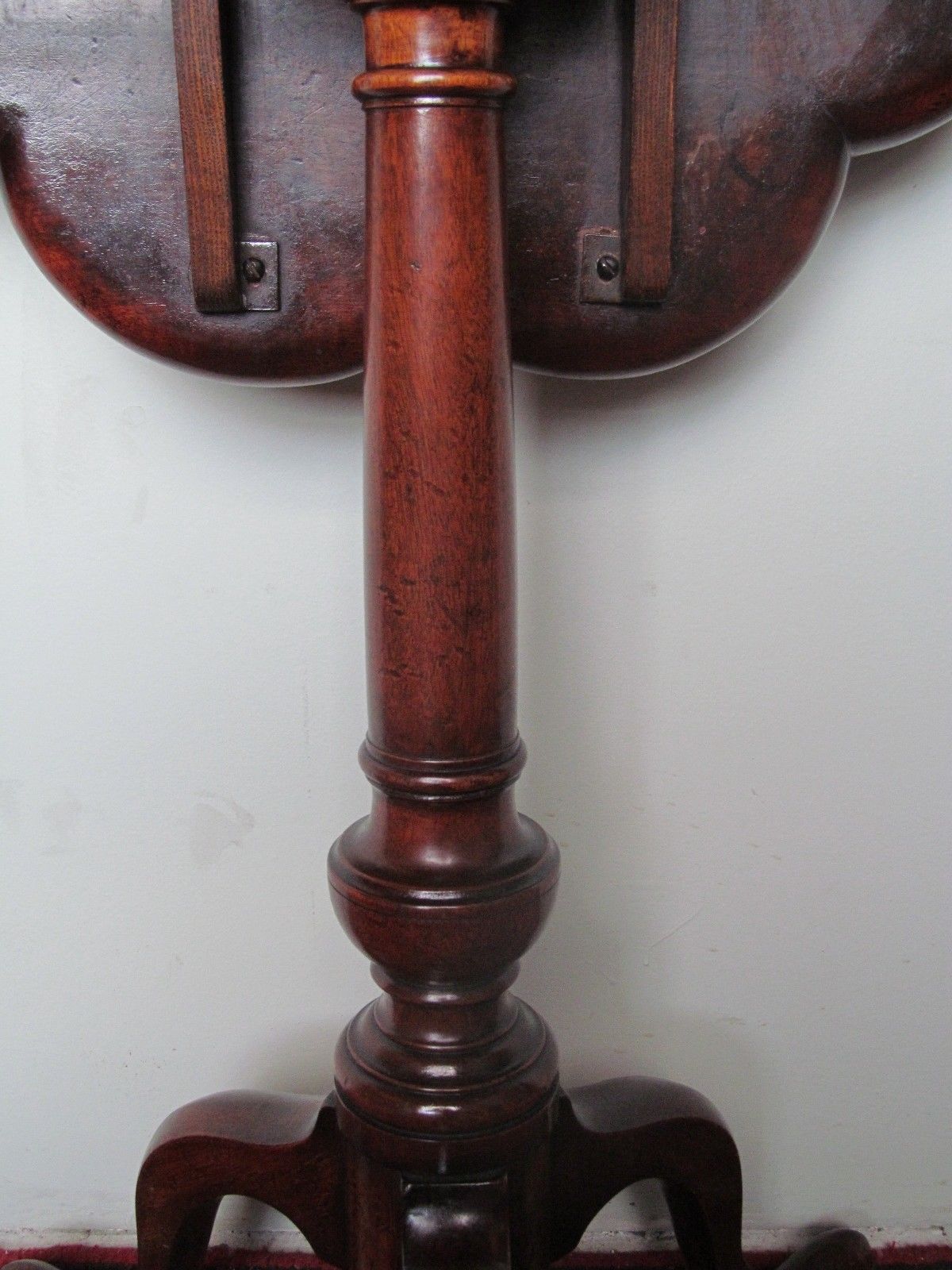 18TH CENTURY CHIPPENDALE SCALLOPED TRAY TOP MAHOGANY KETTLE STAND-OUTSTANDING!