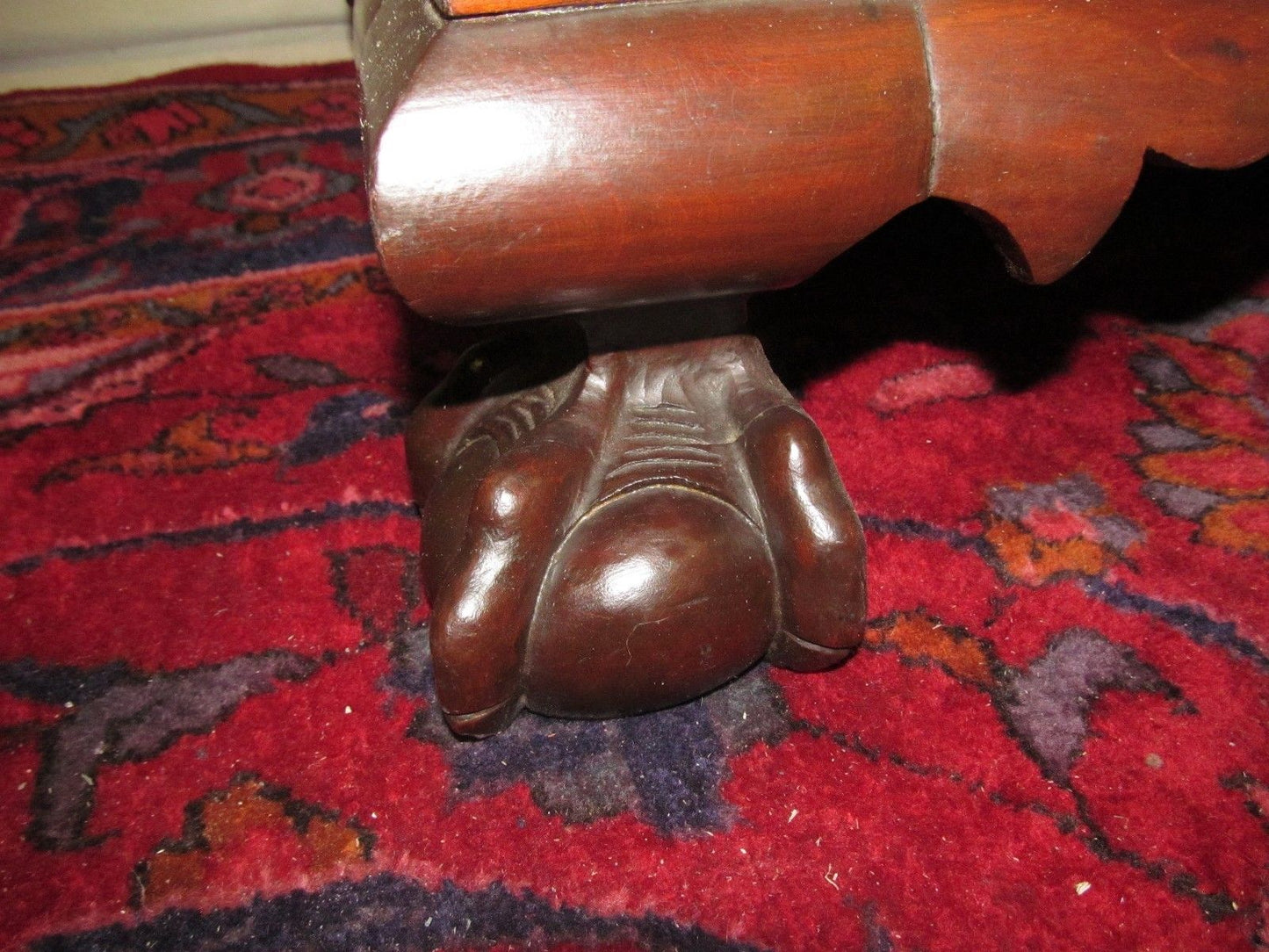 18TH CENTURY CHIPPENDALE MAHOGANY OXBOW DESK ON RARE BANDY BALL & CLAW FEET