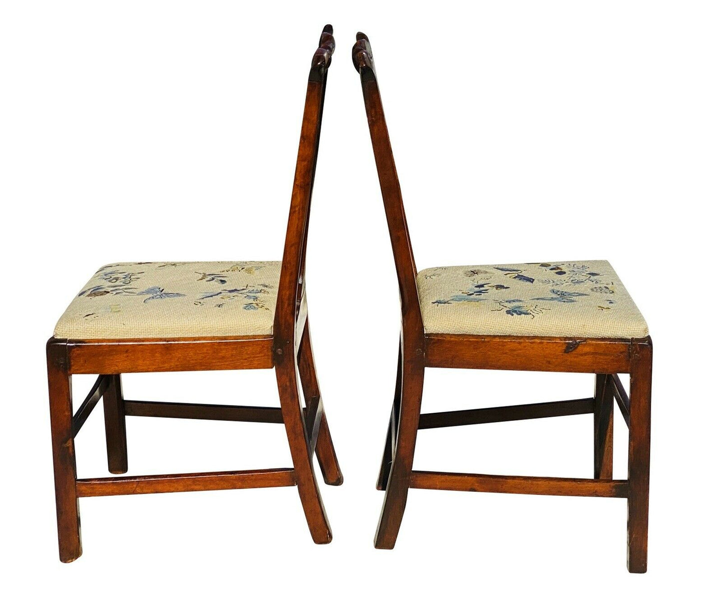 18TH C PAIR OF ANTIQUE MAHOGANY CHIPPENDALE NEEDLEPOINT SEAT SIDE CHAIRS