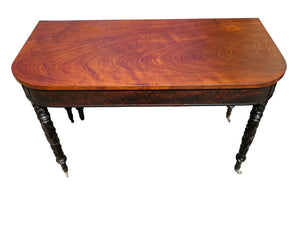 19TH C ANTIQUE AMERICAN SHERATON MAHOGANY DROP LEAF DINING / BANQUET TABLE