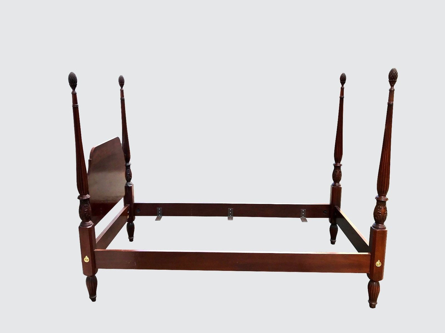 PAIR COUNCIL CRAFTSMAN FOUR POSTER TWIN MAHOGANY BEDS-THE FINEST!