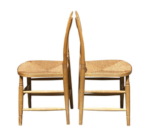 Set of Eight Federal Style Tiger Maple Country Windsor Thumb Back Dining Chairs