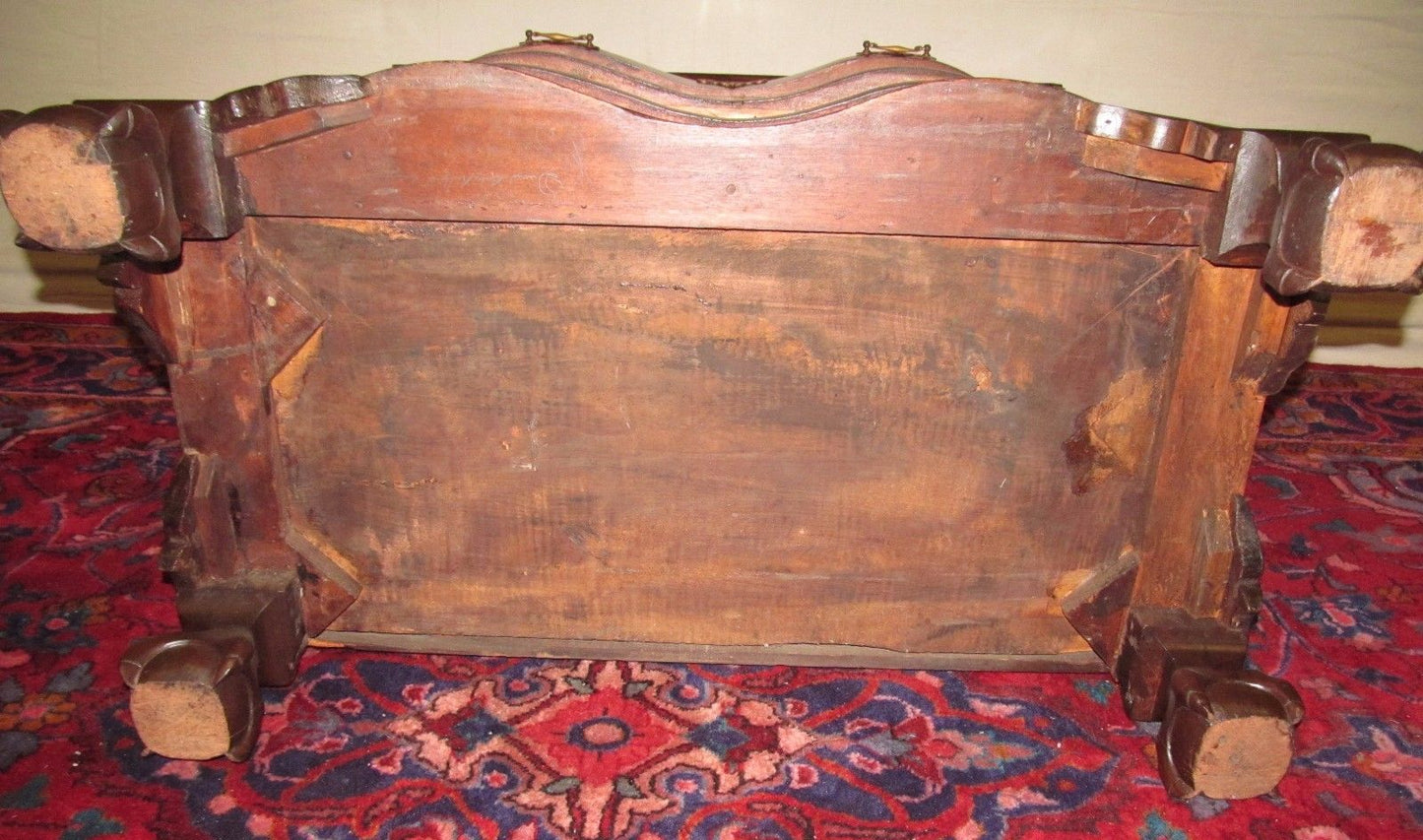 18TH CENTURY CHIPPENDALE MAHOGANY OXBOW DESK ON RARE BANDY BALL & CLAW FEET