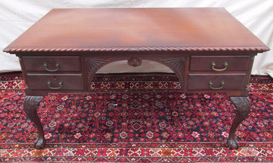 THE FINEST ANTIQUE SOLID MAHOGANY CHIPPENDALE PARTNERS DESK GRADOONED CARVED TOP