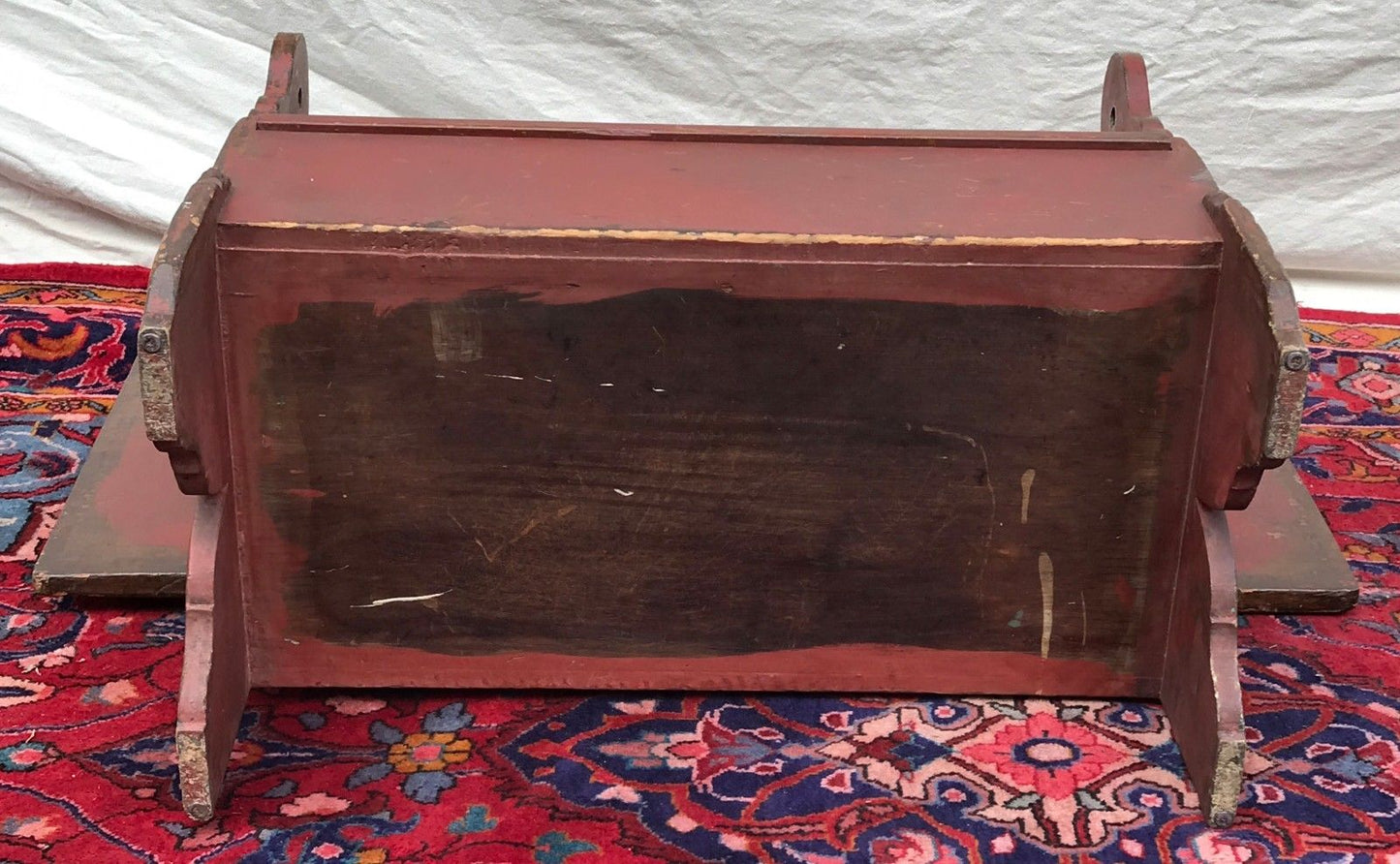 18TH CENTURY HUDSON RIVER VALLEY HUTCH TABLE IN OLD RED PAINT FINISH