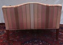 Load image into Gallery viewer, SHERATON NORTH SHORE STYLED TIGER MAPLE INLAID MAHOGANY SETTEE