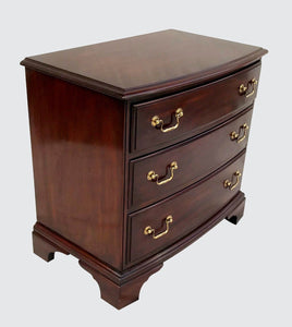 CHIPPENDALE STYLED HENKEL & HARRIS BOW FRONT BACHELORS CHEST WITH WRITING SLIDE