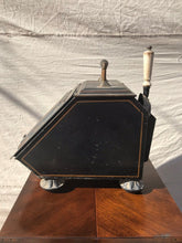 Load image into Gallery viewer, EXCEPTIONALLY 19TH CENTURY NICE TOLE PAINT DECORATED LIGHT TIN COAL HOD W/TRAY