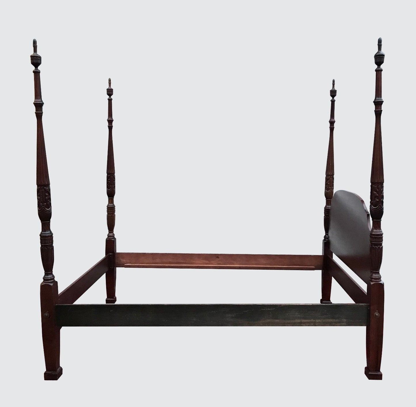 FEDERAL STYLED QUEEN SIZED RICE CARVED CHERRY FOUR POSTER CARVED BED