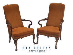 20TH C QUEEN ANNE ANTIQUE STYLE PAIR OF WALNUT ARM CHAIRS