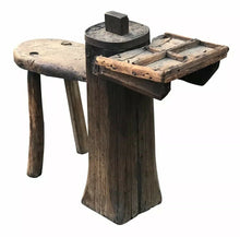 Load image into Gallery viewer, 19TH C ANTIQUE COUNTRY PRIMITIVE COBBLERS / BLACKSMITH BENCH / TABLE