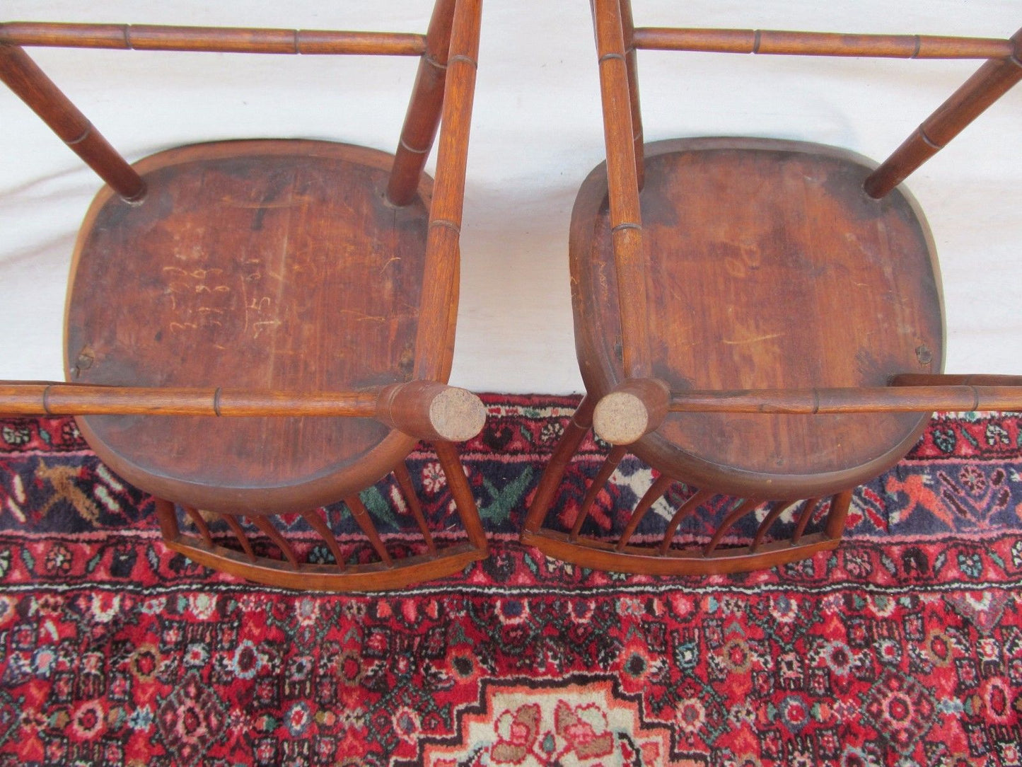 PAIR OF 18TH CENTURY NEW ENGLAND WINDSOR BIRDCAGE CHAIRS