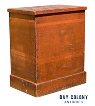 Load image into Gallery viewer, 19th C Antique Country Primitive Pine Grain Bin / Lift Top Chest