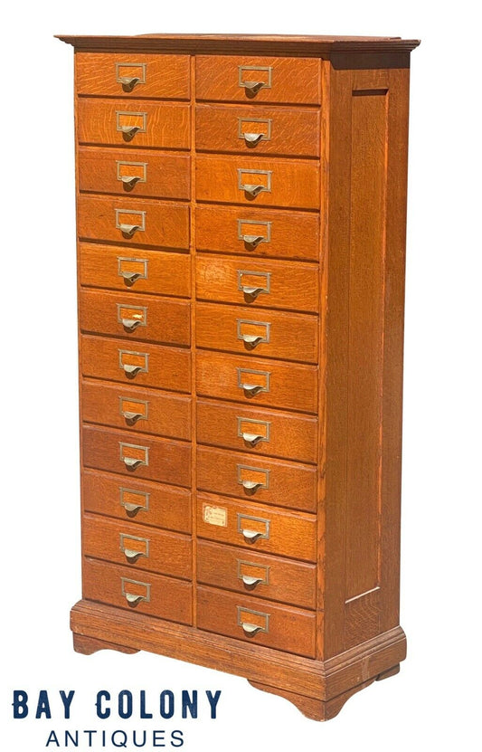 20TH C ANTIQUE ARTS & CRAFTS TIGER OAK E.H STAFFORD 24 DRAWER FILE CABINET