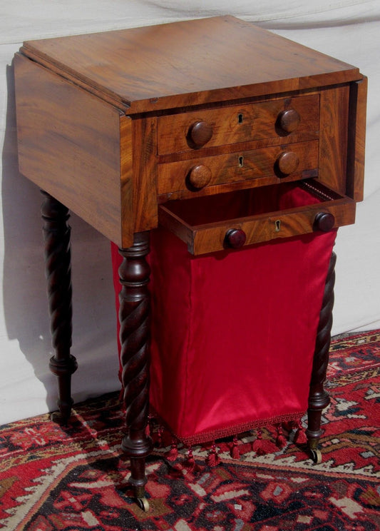 CIRCA 1810'S MAHOGANY SALEM MASS WORK TABLE-WITH FABRIC BAG DRAWER!