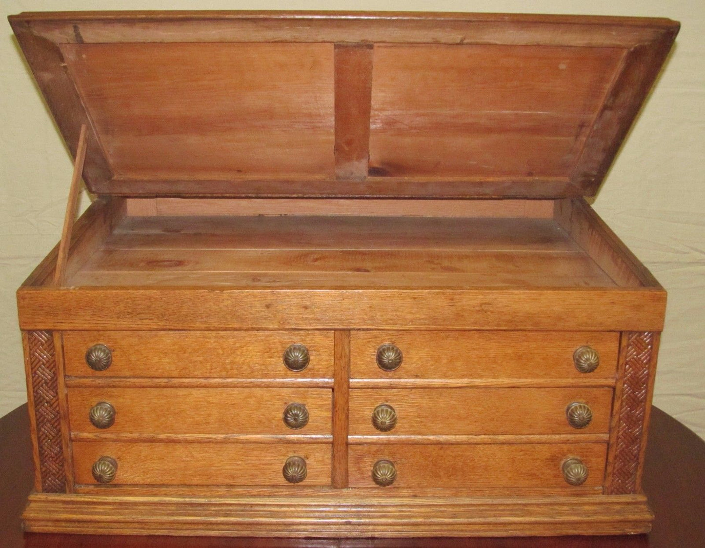 VICTORIAN OAK CLARK'S THREAD COMPANY ADVERTISING COUNTER TOP DESK DISPLAY