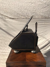 Load image into Gallery viewer, EXCEPTIONALLY 19TH CENTURY NICE TOLE PAINT DECORATED LIGHT TIN COAL HOD W/TRAY