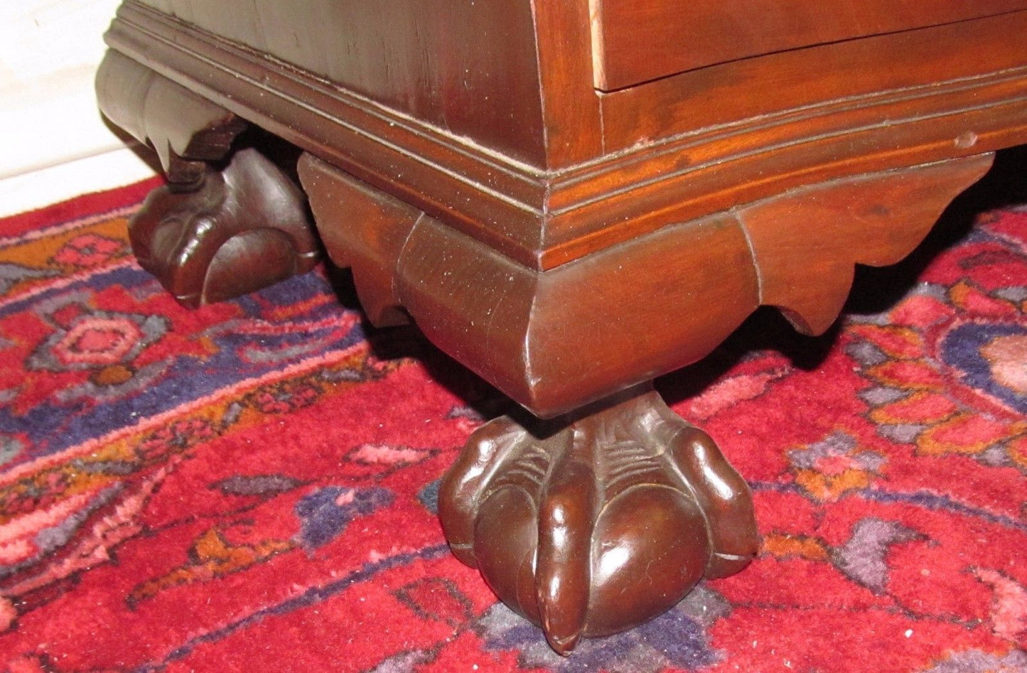 18TH CENTURY CHIPPENDALE MAHOGANY OXBOW DESK ON RARE BANDY BALL & CLAW FEET