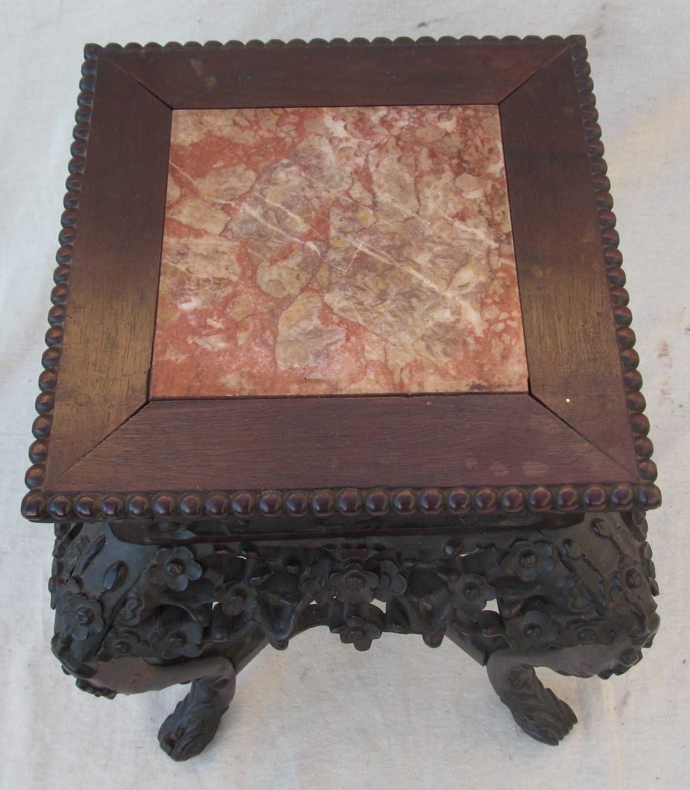 FINE 19TH CENTURY CARVED ROSEWOOD & PINK MARBLE CHINESE TABORET TABLE STAND