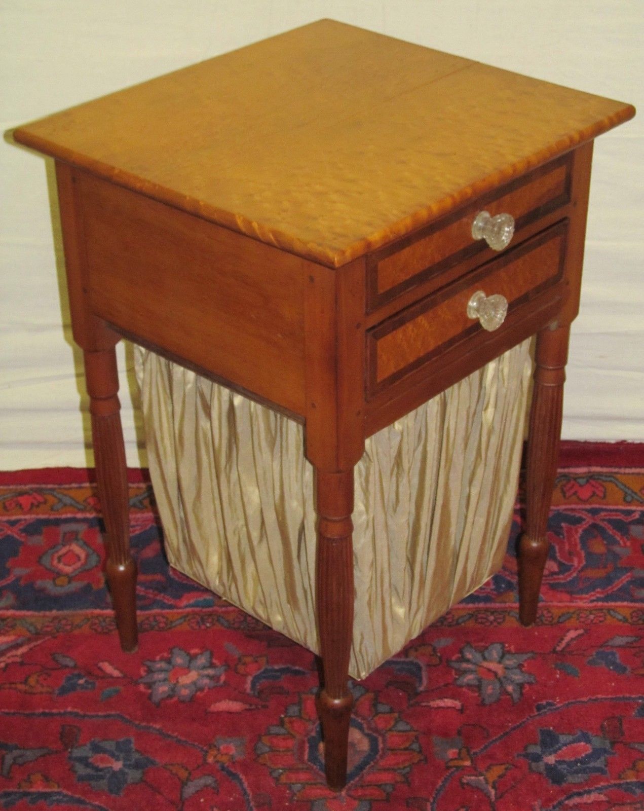 IMPORTANT FEDERAL PERIOD BIRDS EYE MAPLE SEWING TABLE W/ PLEATED FABRIC BAG-LOOK