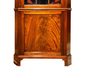 20TH C FEDERAL ANTIQUE STYLE MAHOGANY CORNER CABINET / CUPBOARD