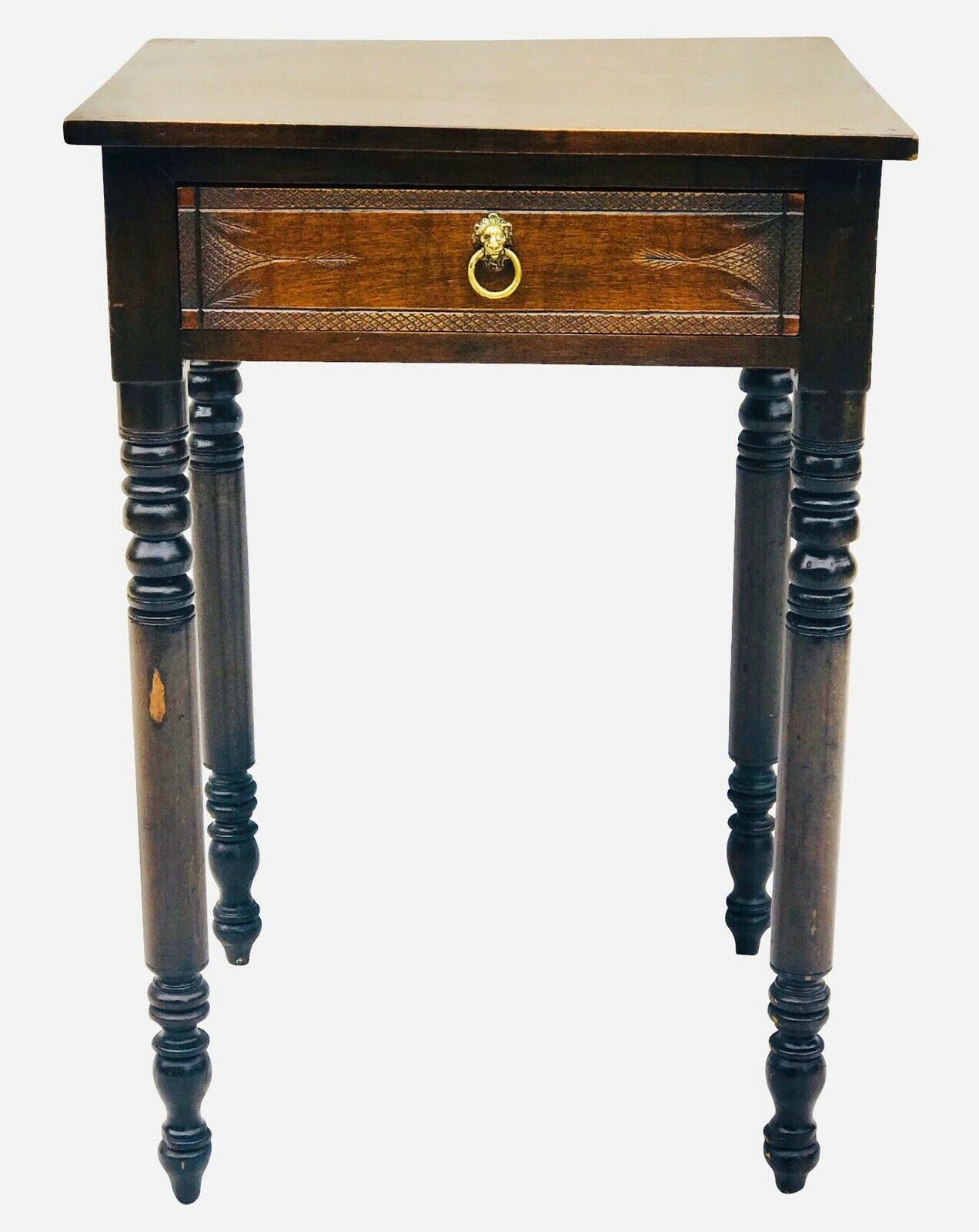 19TH C ANTIQUE SHERATON PENNSYLVANIA WALNUT WORK TABLE / NIGHTSTAND