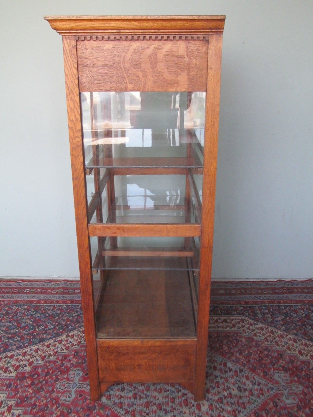 VICTORIAN OAK KITCHEN CABINET WITH CARVED DENTAL WORK MOLDING