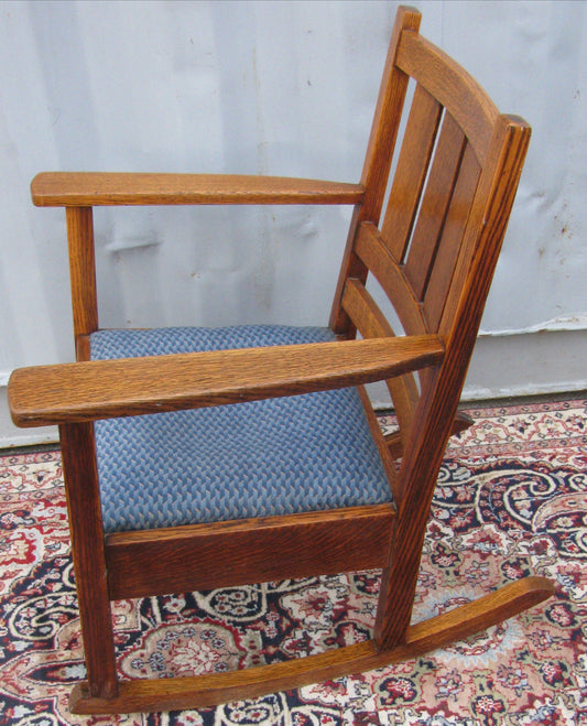 ARTS & CRAFTS MISSION OAK LADIES ROCKER IN EXCELLENT CONDITION