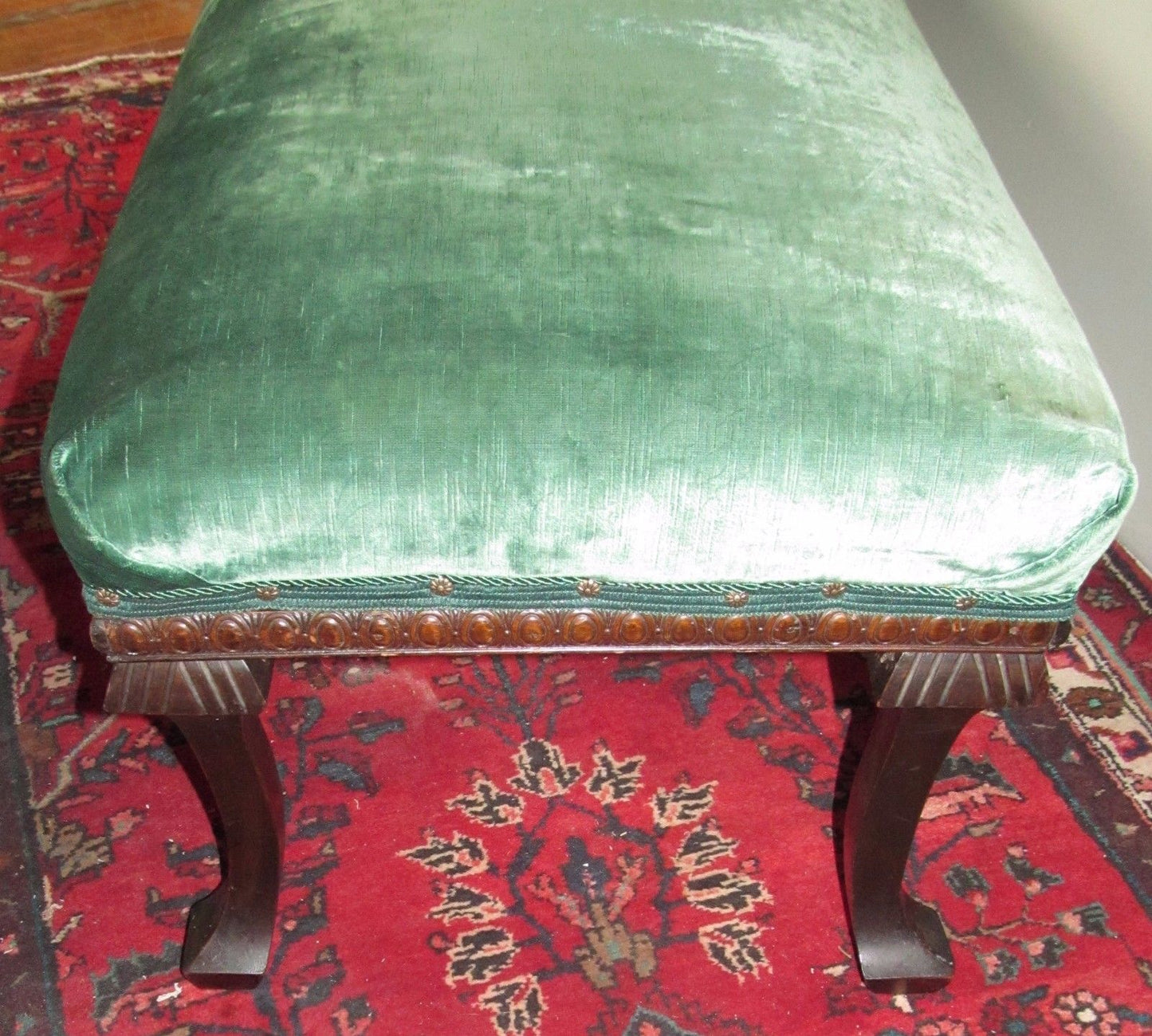 SIX LEGGED CHIPPENDALE STYLED WINDOW BENCH WITH TRIFID CARVED FEET