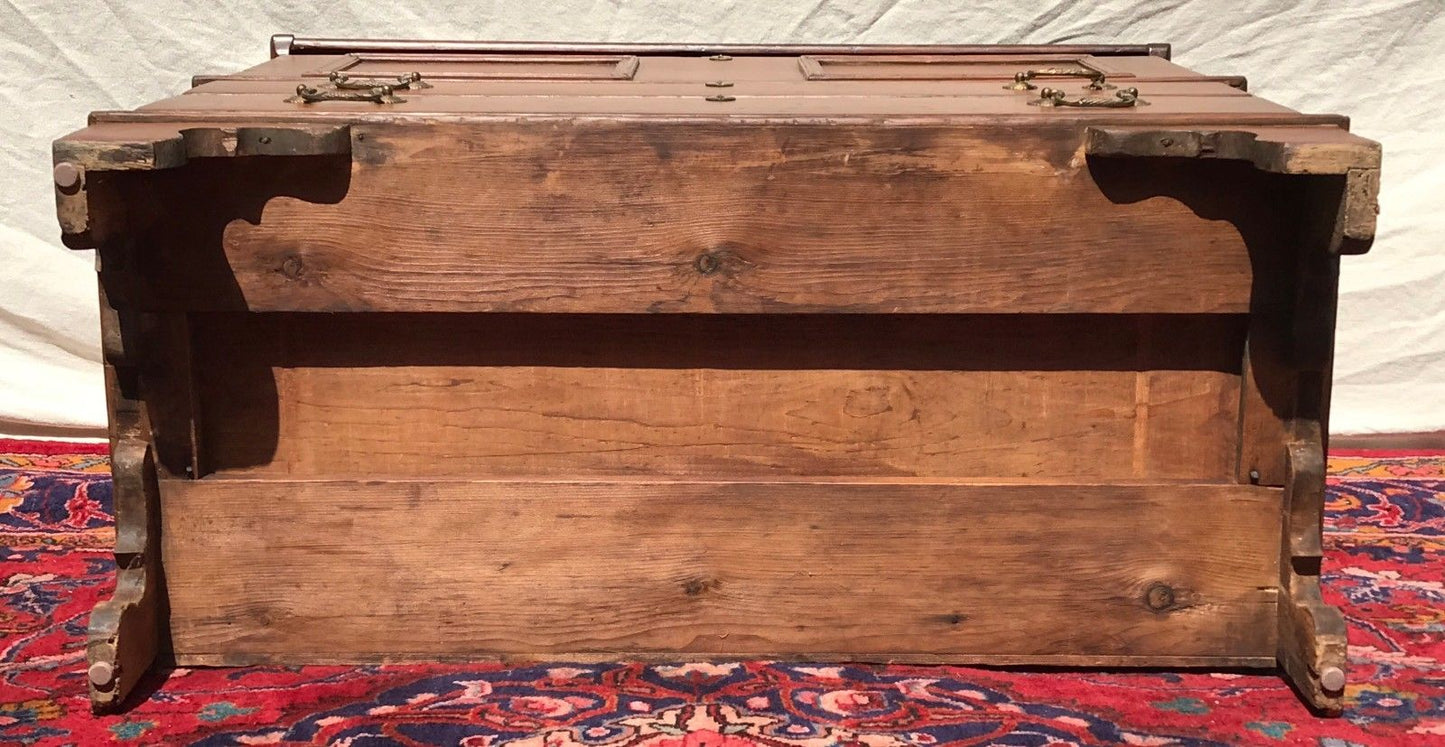 VERY RARE 18TH CENTURY LONG ISLAND PINE BLANKET CHEST QUEEN ANNE PERIOD