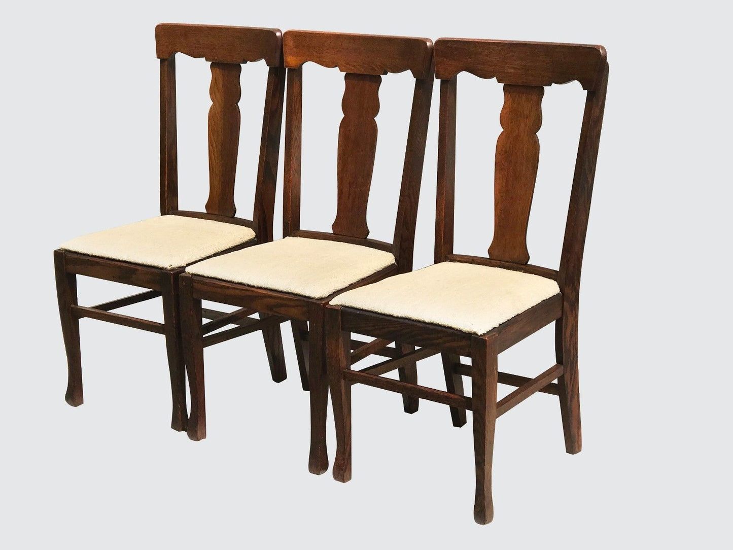 EARLY 20TH CENTURY SET OF 6 OAK T-BACK CHAIRS BY UNION CHAIR CO. BROOKLYN, NY.