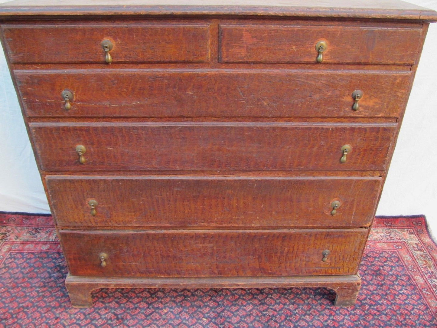 18TH CENTURY CHIPPENDALE RHODE ISLAND BLANKET CHEST IN SPONGE PAINT DECORATION